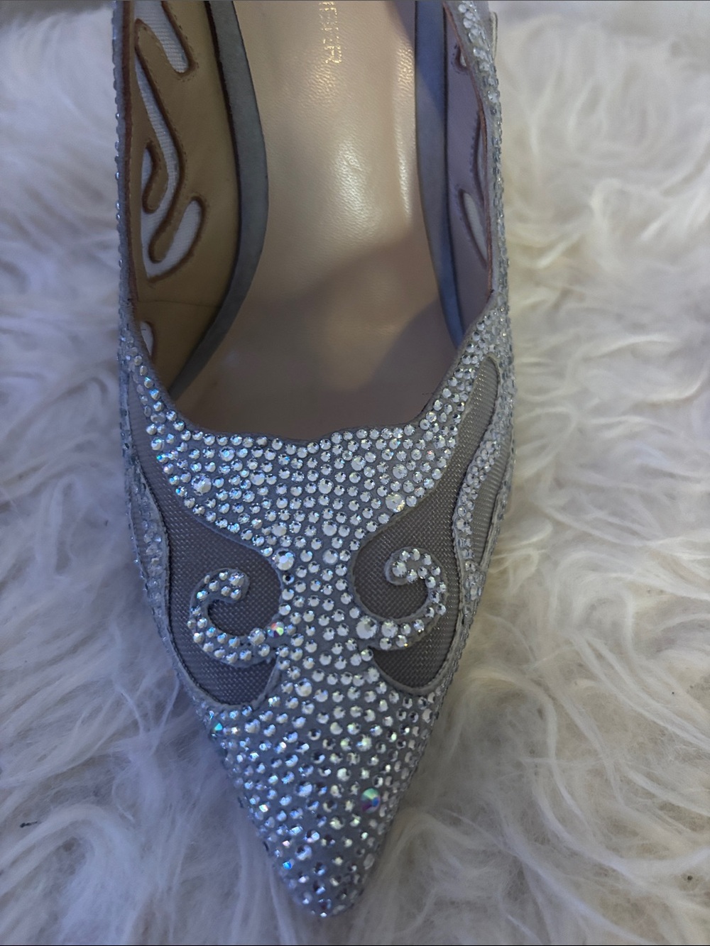 Judith Leiber Silver Crystal Embellished Pointed-Toe Stilettos - Picture 4 of 14